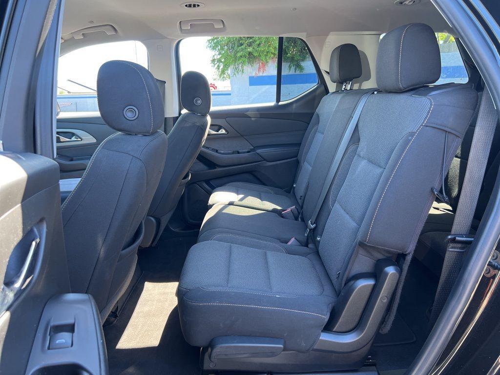 used 2021 Chevrolet Traverse car, priced at $19,293