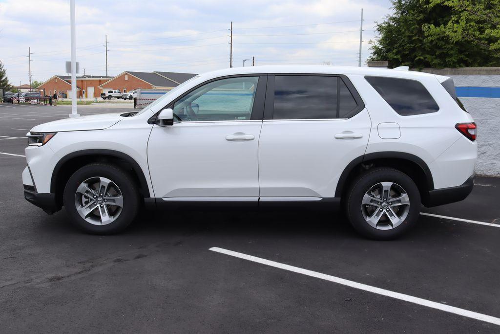 new 2025 Honda Pilot car, priced at $45,450