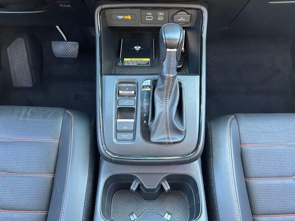 used 2024 Honda CR-V Hybrid car, priced at $35,991