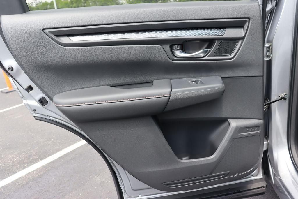new 2025 Honda CR-V Hybrid car