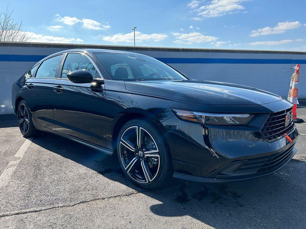 new 2025 Honda Accord Hybrid car