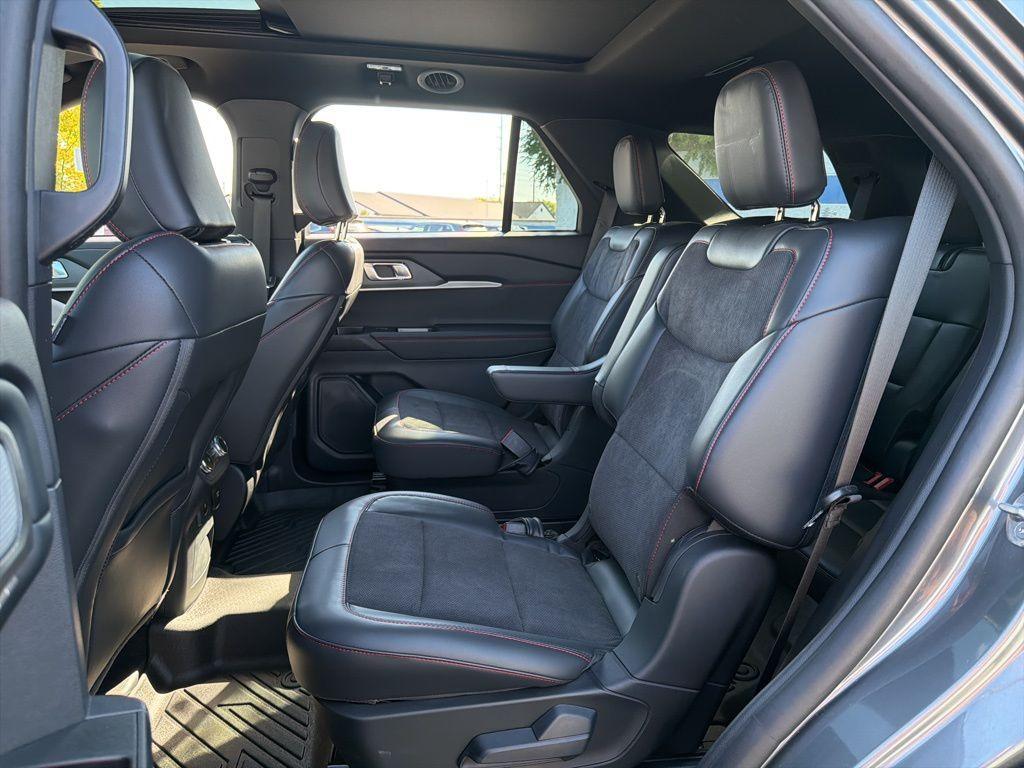 used 2025 Ford Explorer car, priced at $53,192