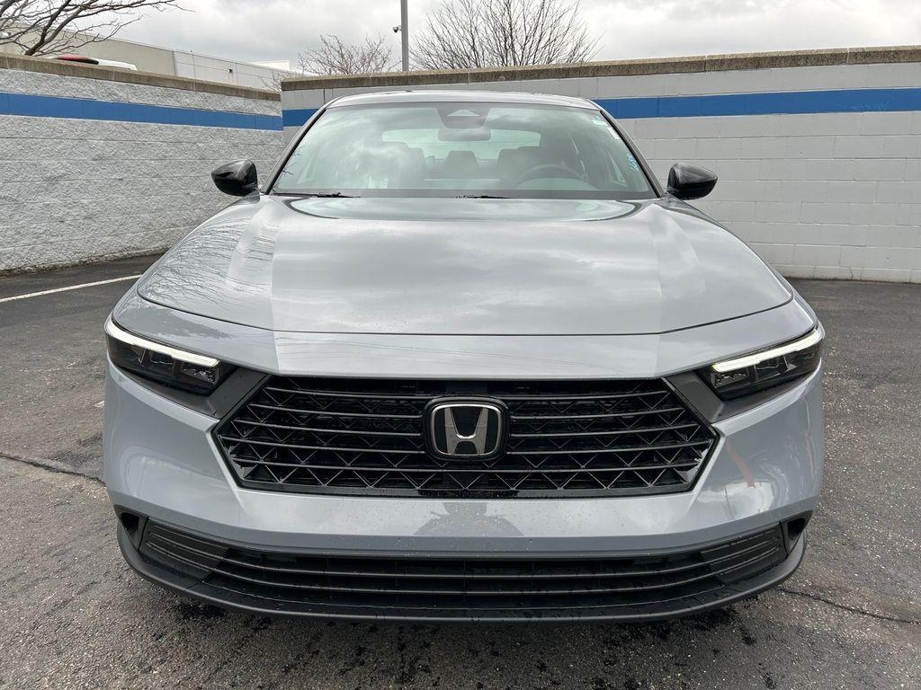new 2025 Honda Accord Hybrid car, priced at $33,800