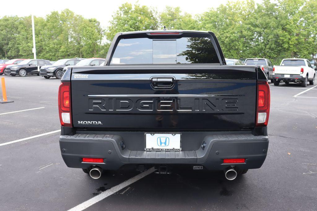 new 2025 Honda Ridgeline car, priced at $44,412