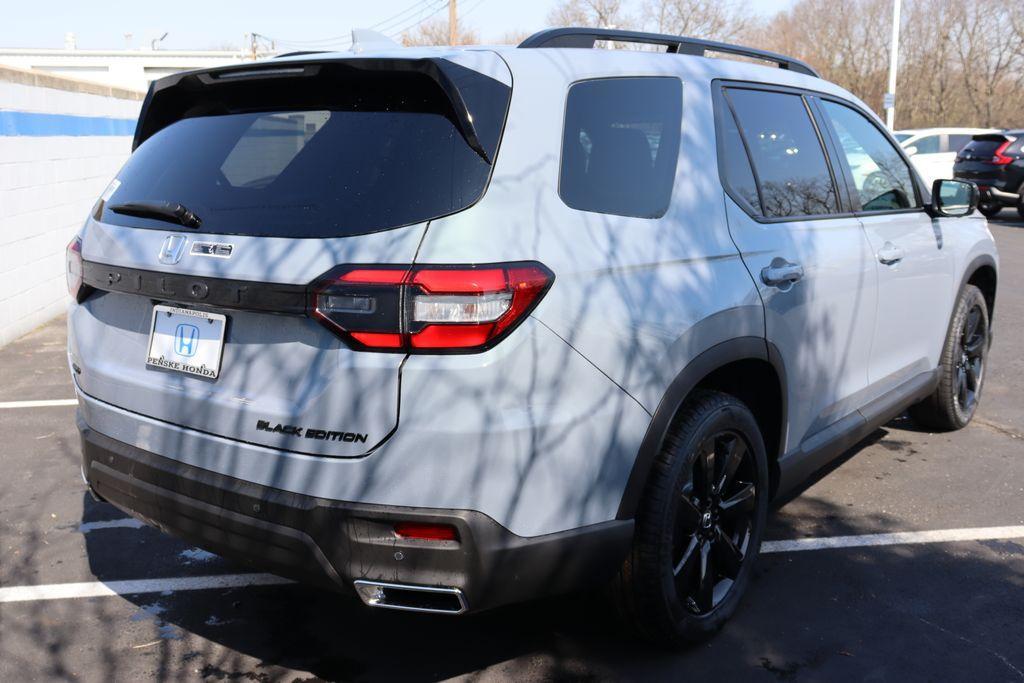 new 2025 Honda Pilot car, priced at $54,430