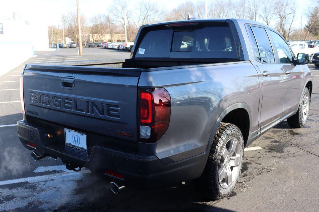 new 2025 Honda Ridgeline car, priced at $44,292