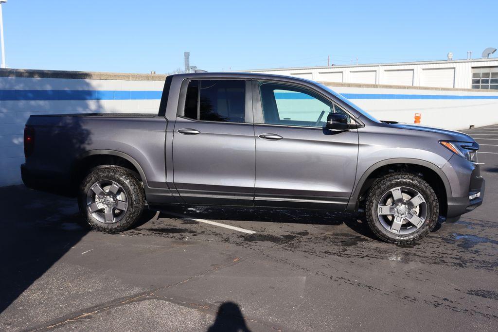 new 2025 Honda Ridgeline car, priced at $44,292