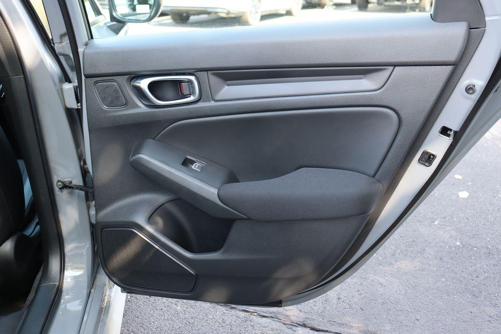 new 2026 Honda Civic Hybrid car, priced at $30,400