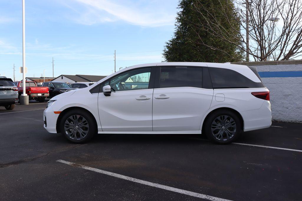 used 2025 Honda Odyssey car, priced at $47,491