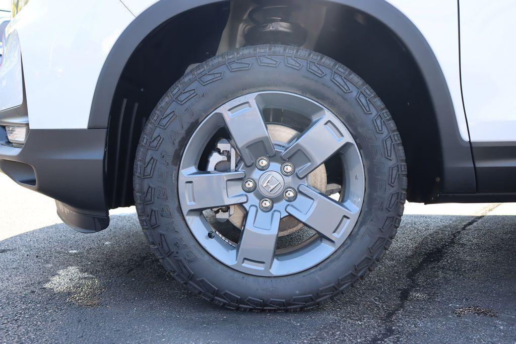 new 2025 Honda Ridgeline car, priced at $44,719