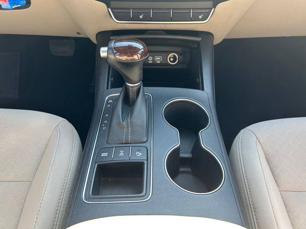 used 2016 Kia Sorento car, priced at $9,292