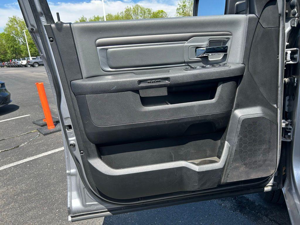 used 2021 Ram 1500 Classic car, priced at $22,991