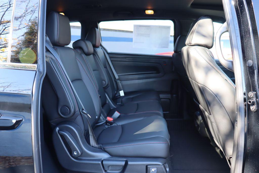new 2026 Honda Odyssey car, priced at $43,985