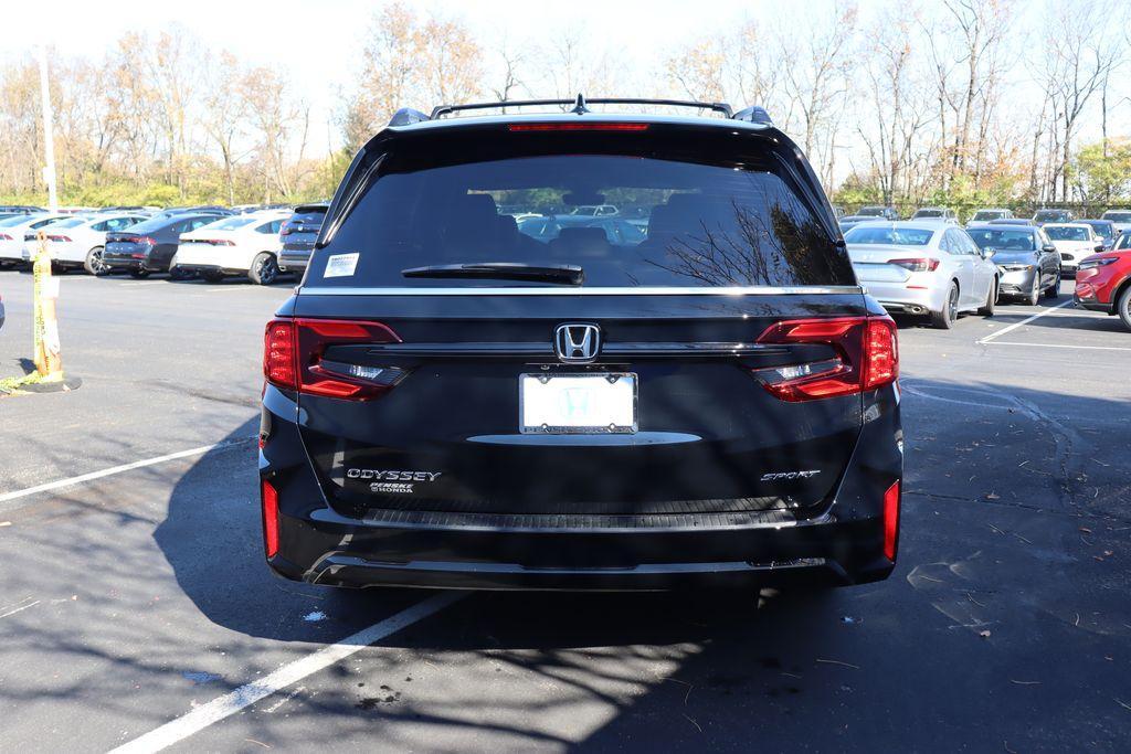 new 2026 Honda Odyssey car, priced at $43,985