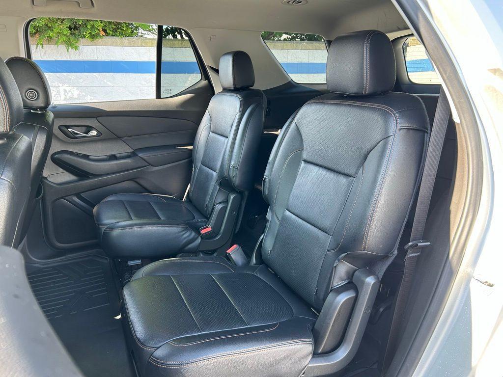 used 2019 Chevrolet Traverse car, priced at $13,491