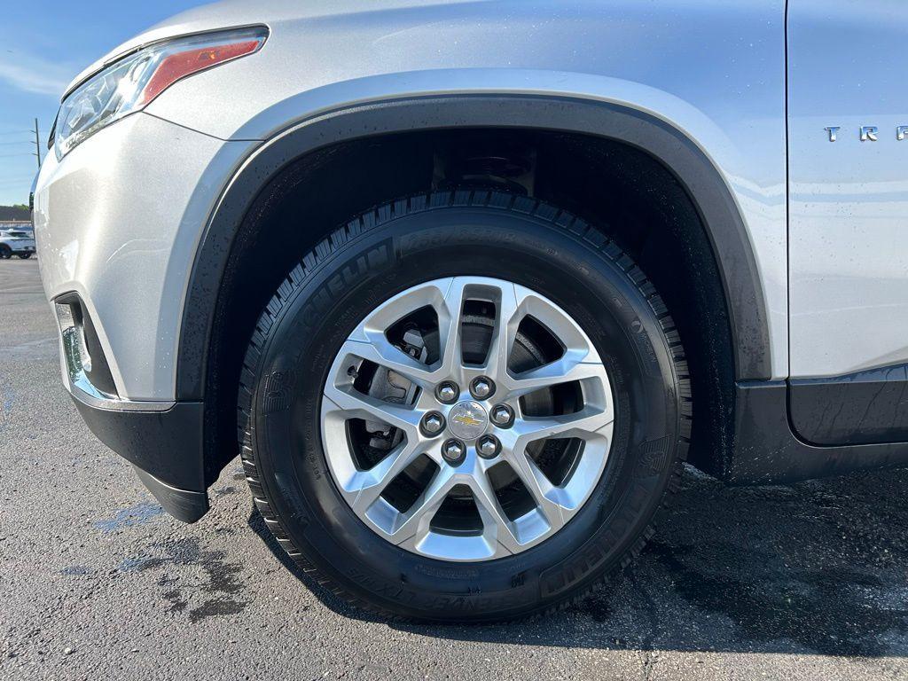 used 2019 Chevrolet Traverse car, priced at $13,491