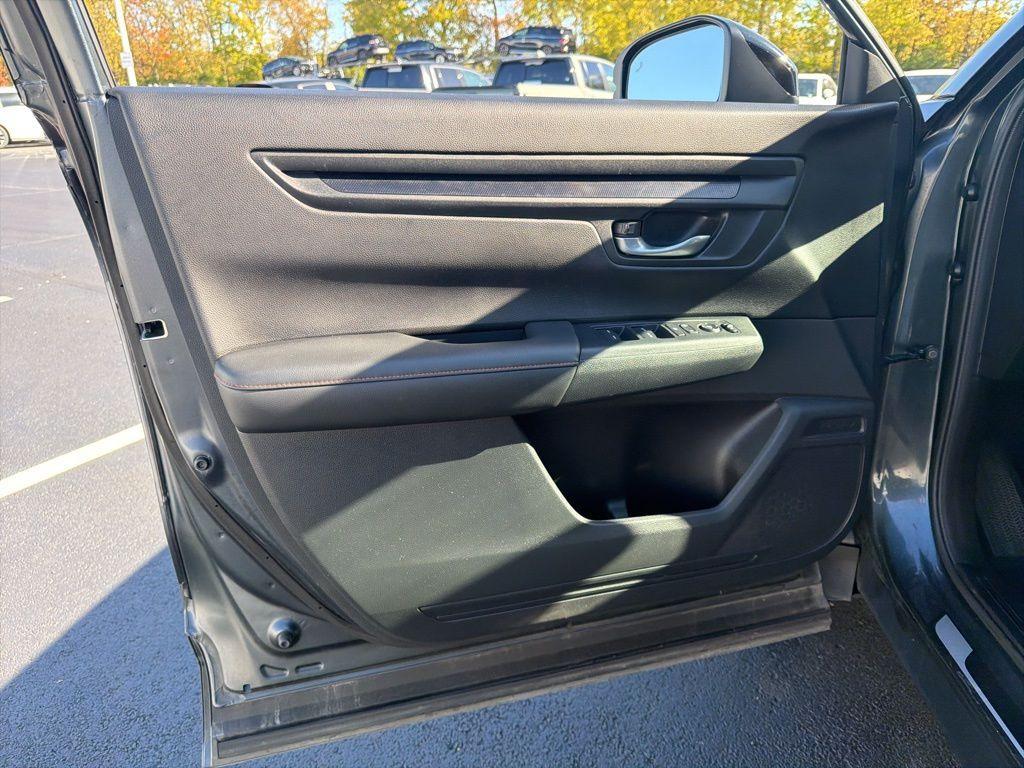 used 2023 Honda CR-V Hybrid car, priced at $27,192