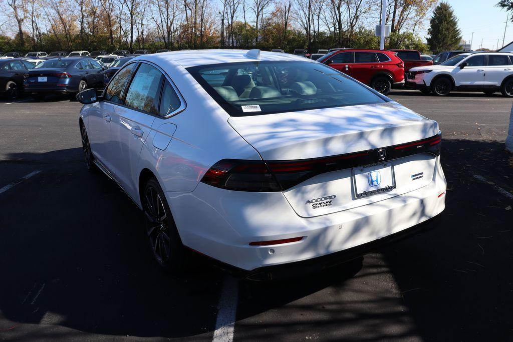 new 2025 Honda Accord Hybrid car, priced at $38,197