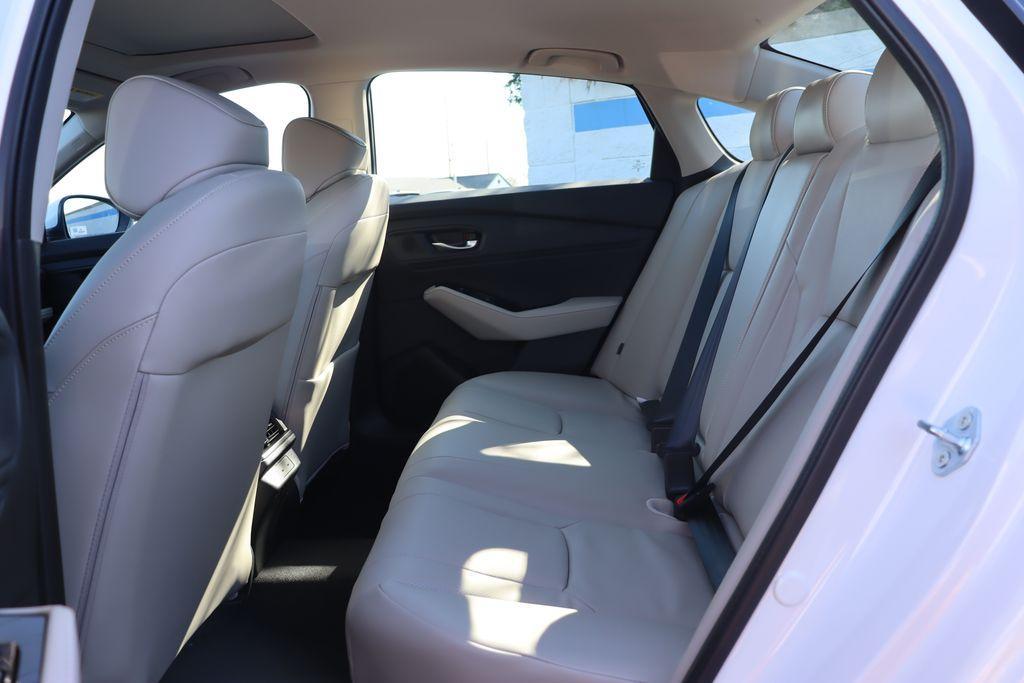 new 2025 Honda Accord Hybrid car, priced at $38,197