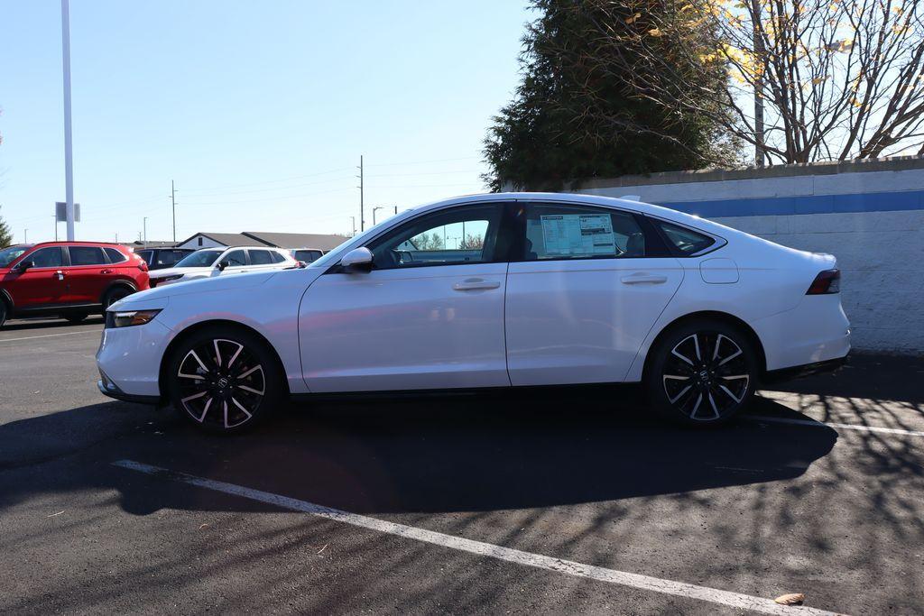 new 2025 Honda Accord Hybrid car, priced at $38,197