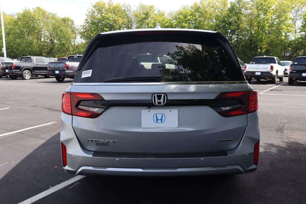 new 2025 Honda Odyssey car