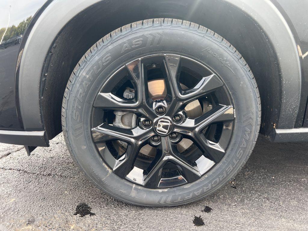 used 2023 Honda HR-V car, priced at $24,493