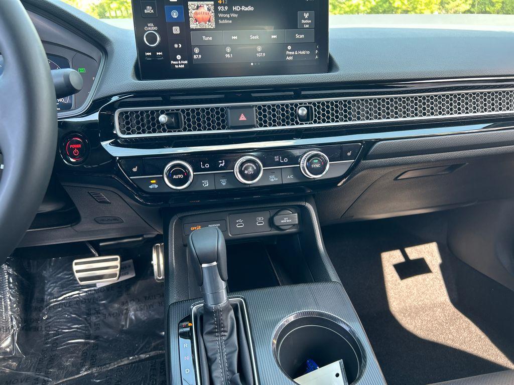 new 2026 Honda Civic Hybrid car, priced at $31,588