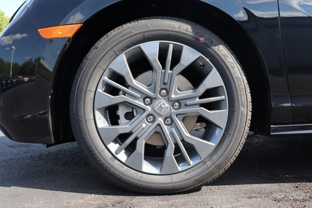 new 2026 Honda Odyssey car, priced at $46,490