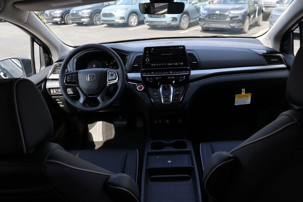 new 2026 Honda Odyssey car, priced at $46,490