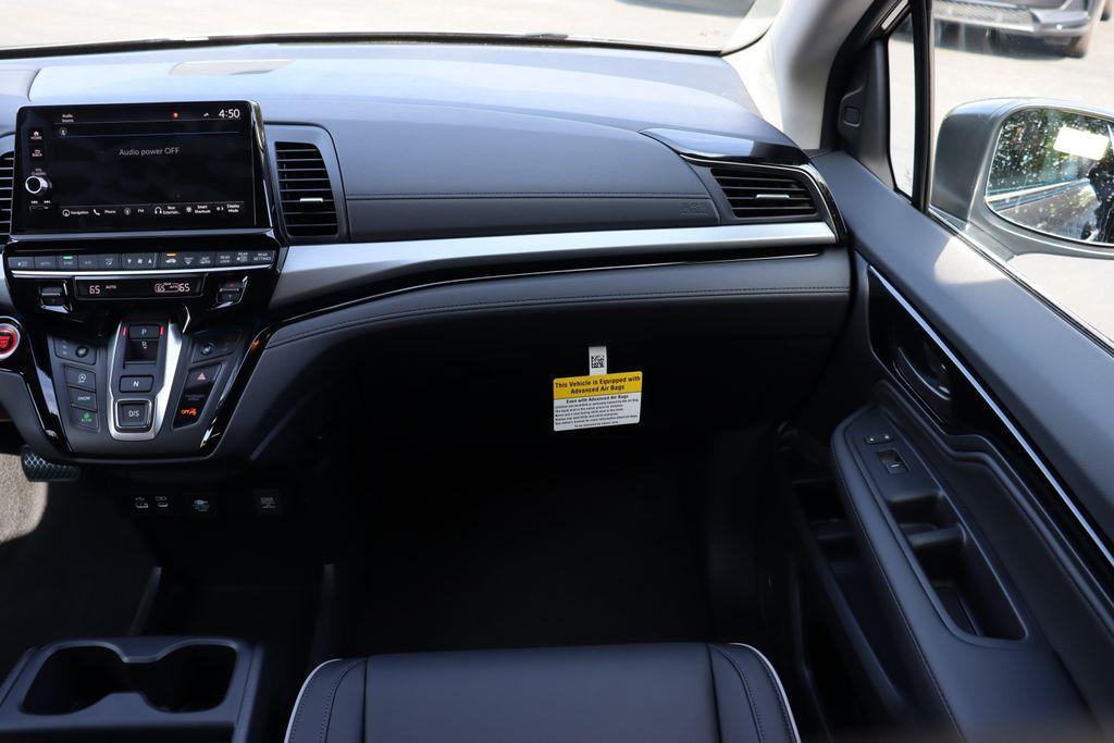 new 2026 Honda Odyssey car, priced at $46,490