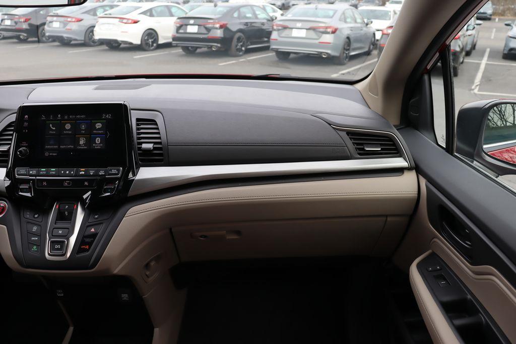 used 2023 Honda Odyssey car, priced at $33,991