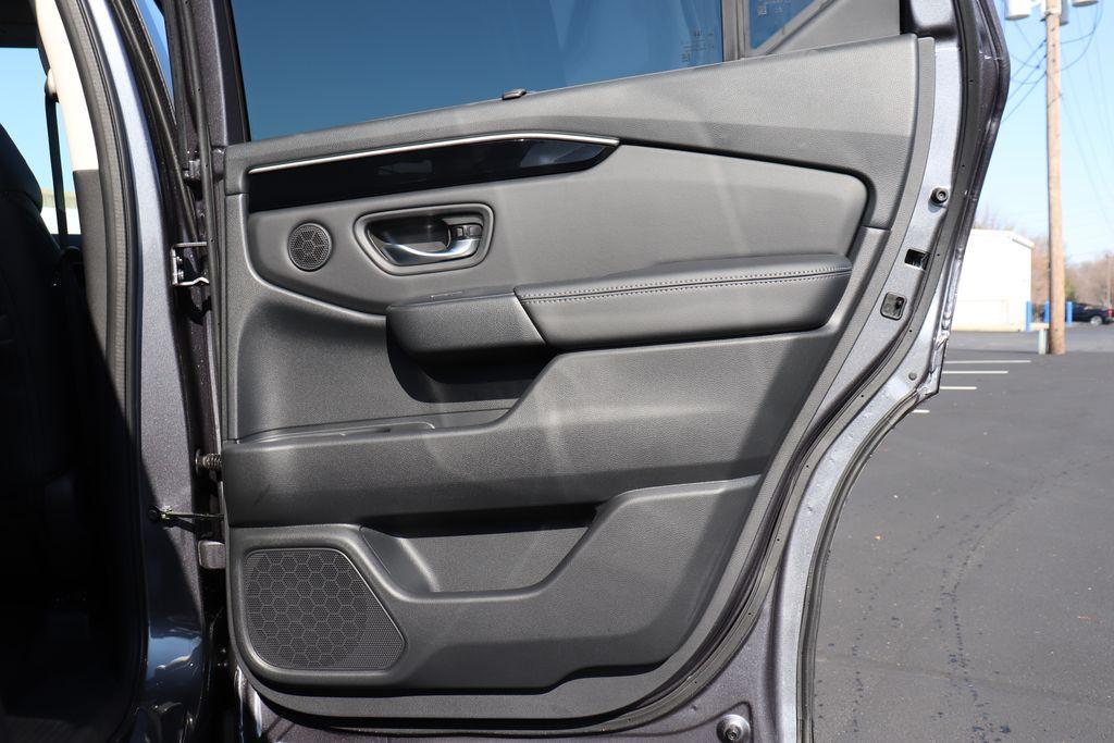 used 2025 Honda Pilot car, priced at $47,095