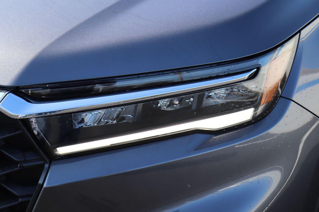 used 2025 Honda Pilot car, priced at $47,095