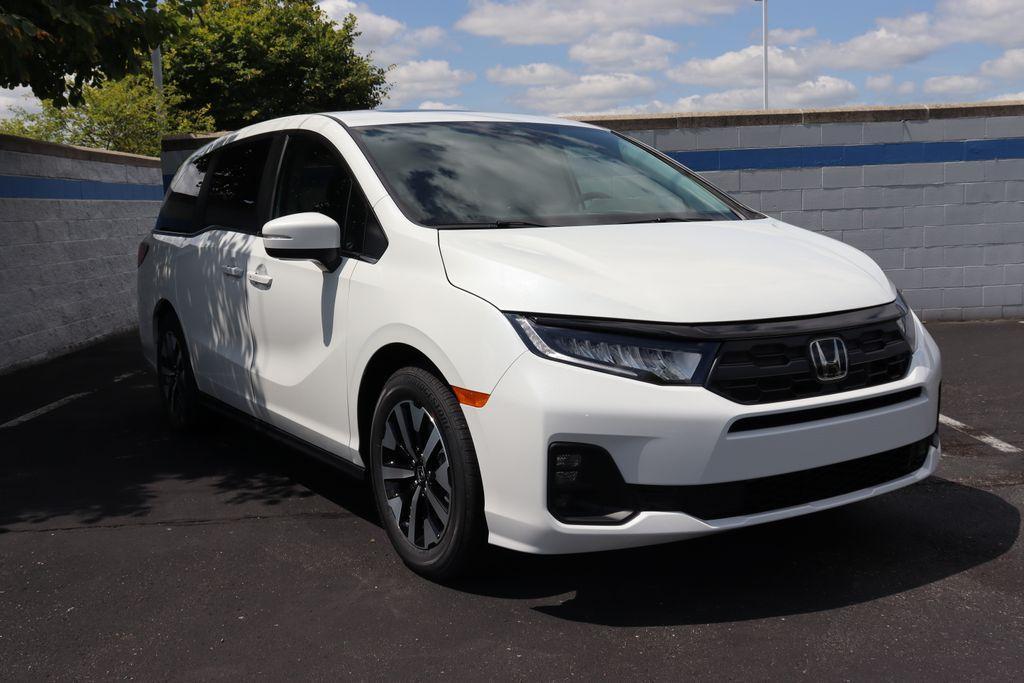 new 2025 Honda Odyssey car, priced at $42,270