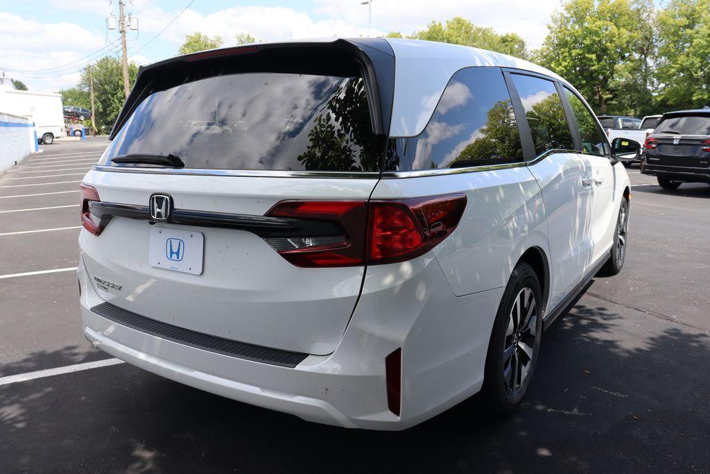 used 2025 Honda Odyssey car, priced at $40,790