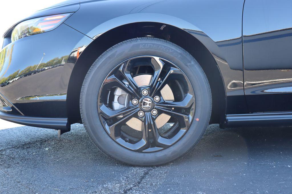 new 2025 Honda Accord car, priced at $30,375