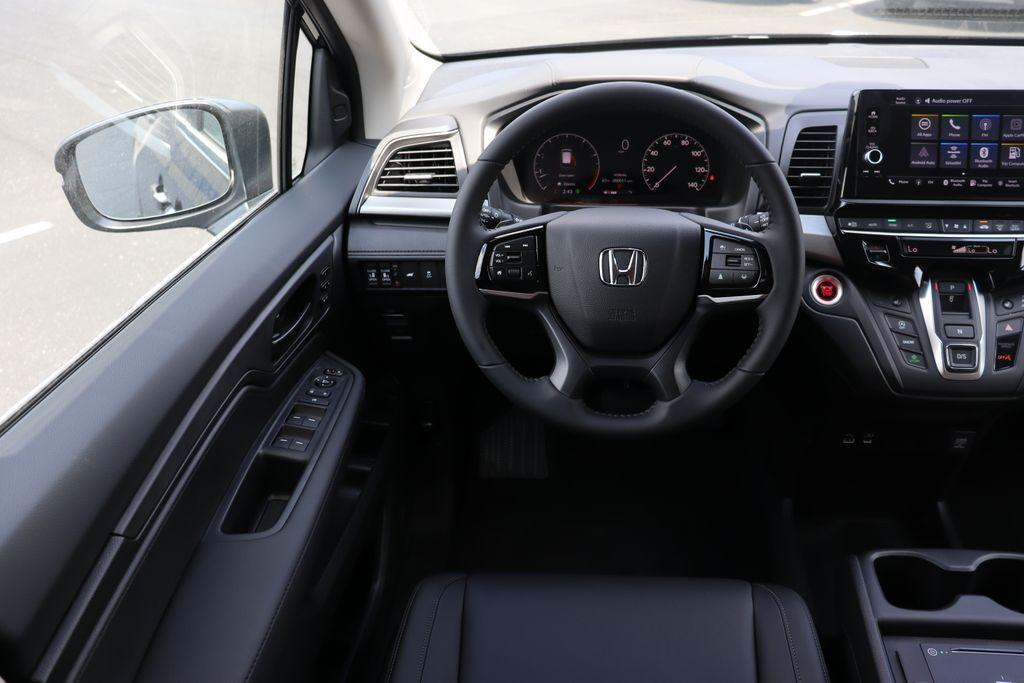 new 2026 Honda Odyssey car, priced at $41,737