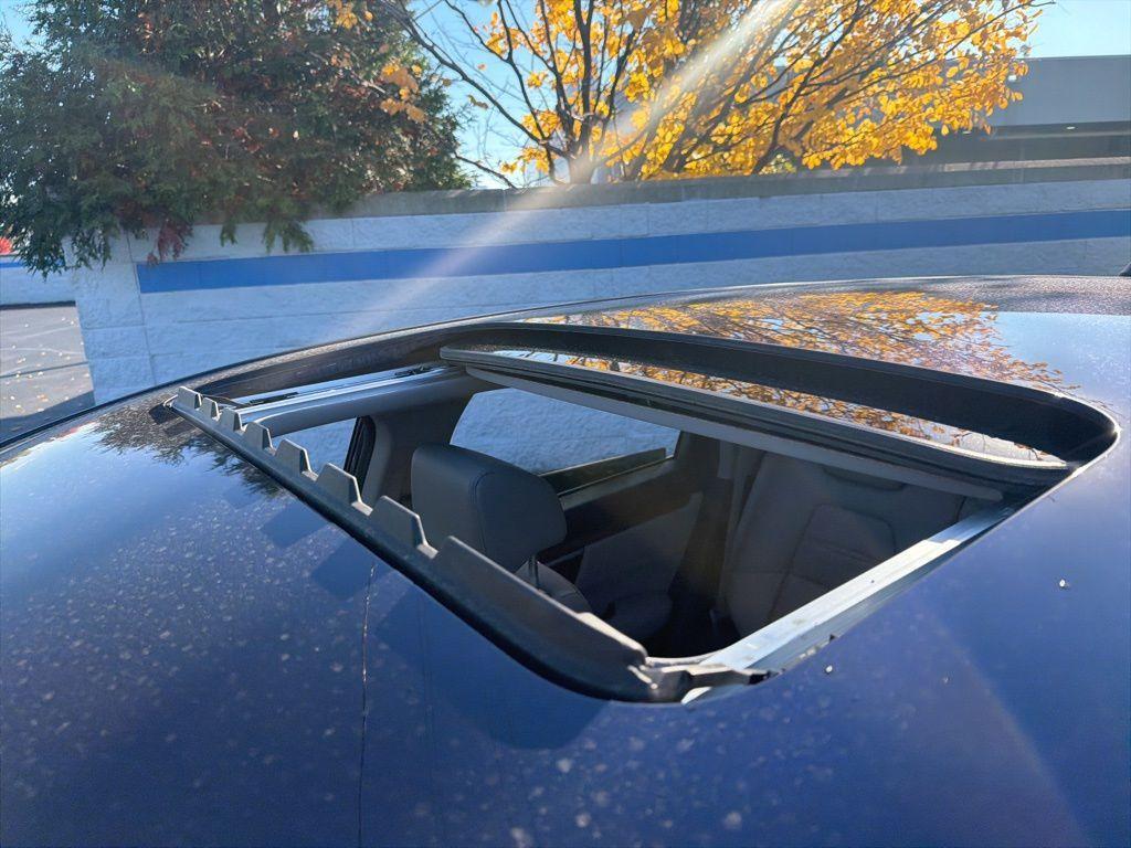 used 2018 Honda CR-V car, priced at $15,294