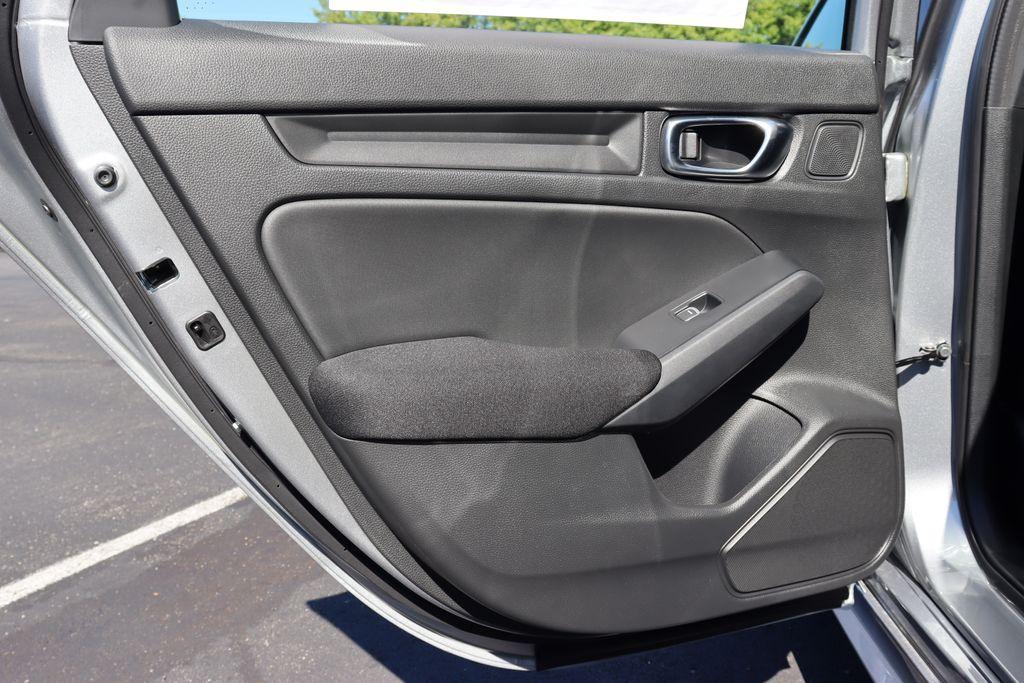 new 2025 Honda Civic Hybrid car, priced at $29,100