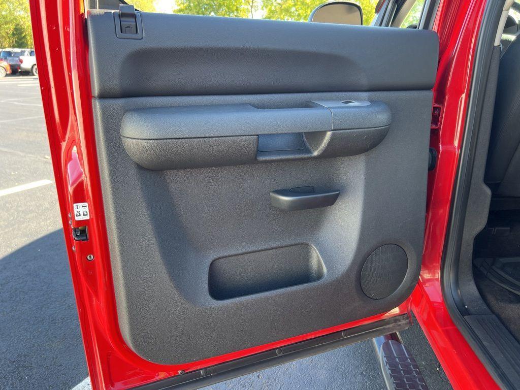 used 2011 Chevrolet Silverado 1500 car, priced at $12,293