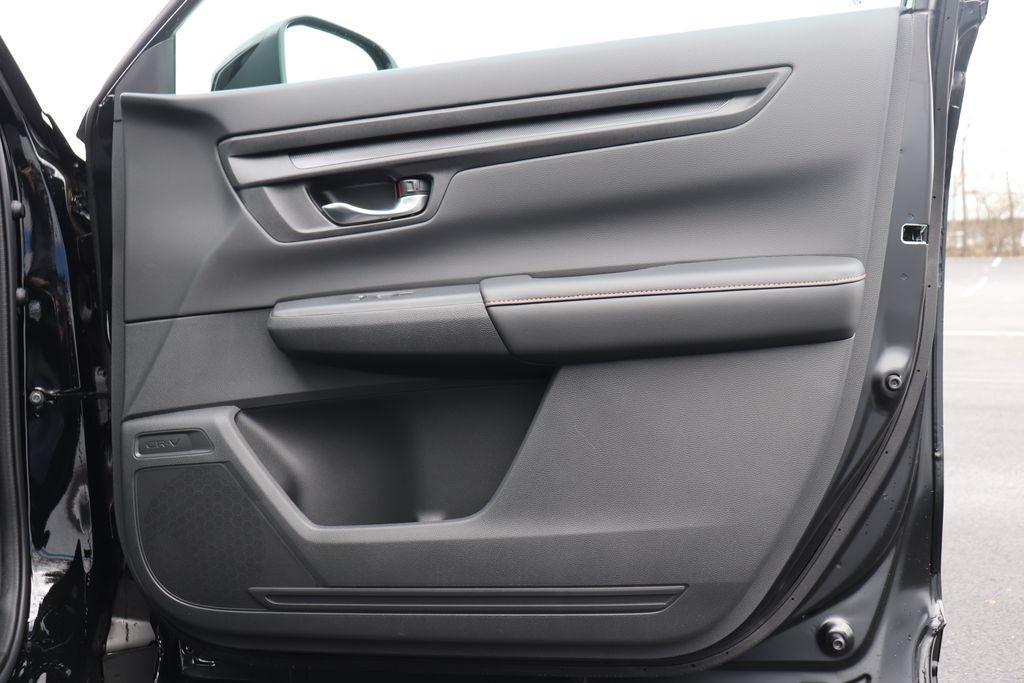 new 2025 Honda CR-V Hybrid car, priced at $36,545