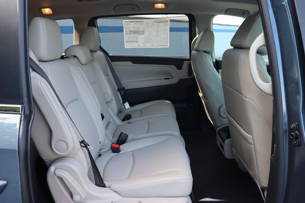 new 2025 Honda Odyssey car, priced at $42,670