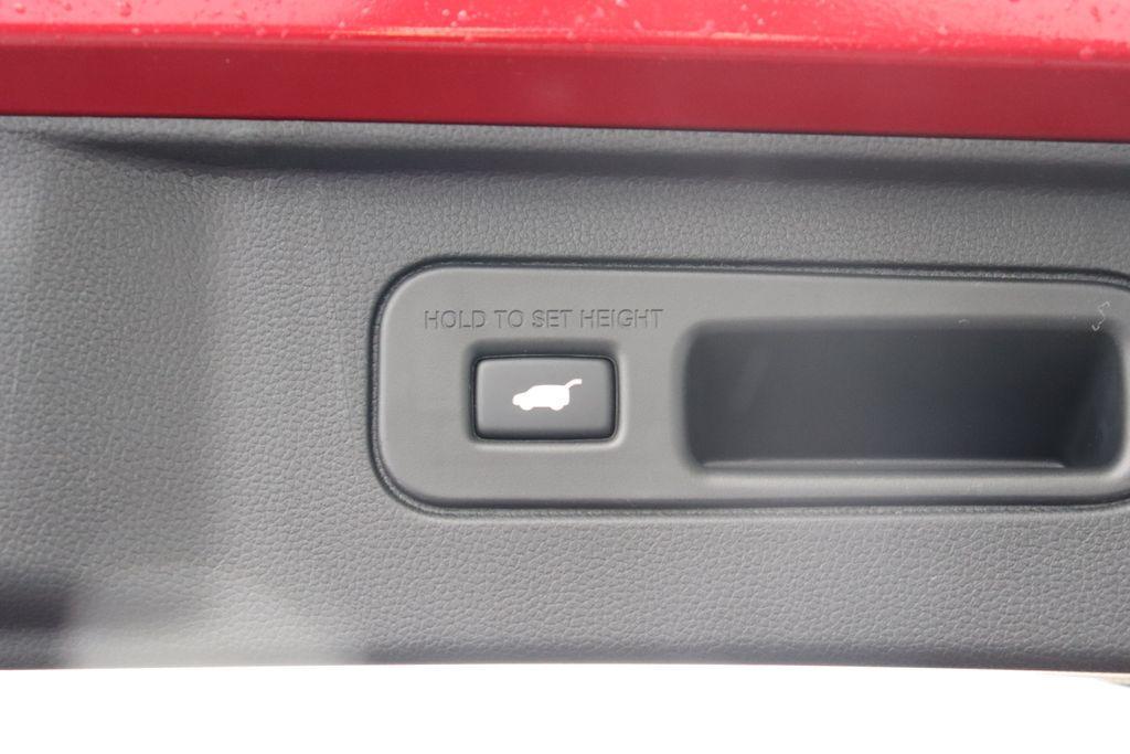 new 2025 Honda Pilot car, priced at $48,588