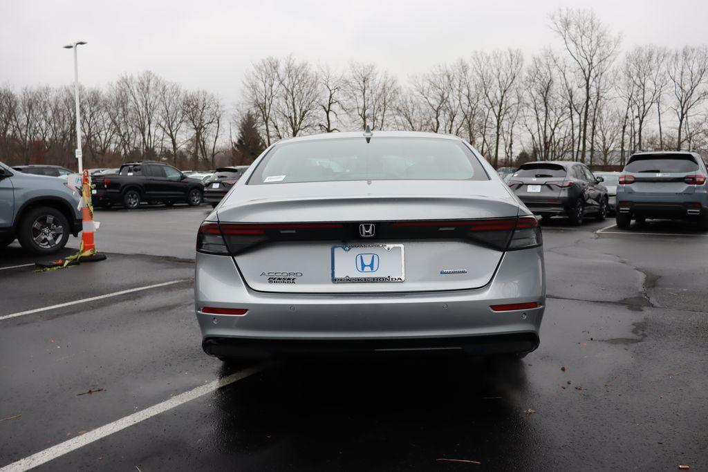 new 2025 Honda Accord Hybrid car