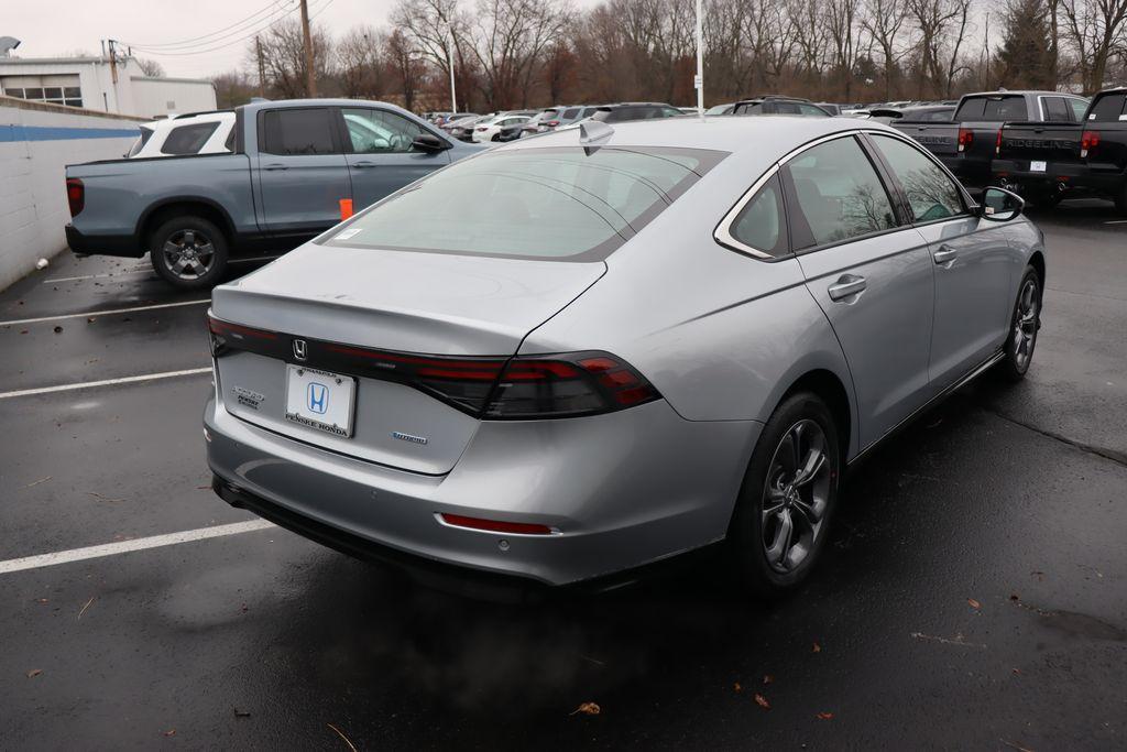 new 2025 Honda Accord Hybrid car