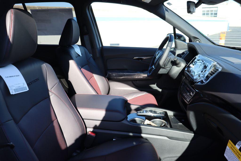 new 2025 Honda Ridgeline car, priced at $44,939