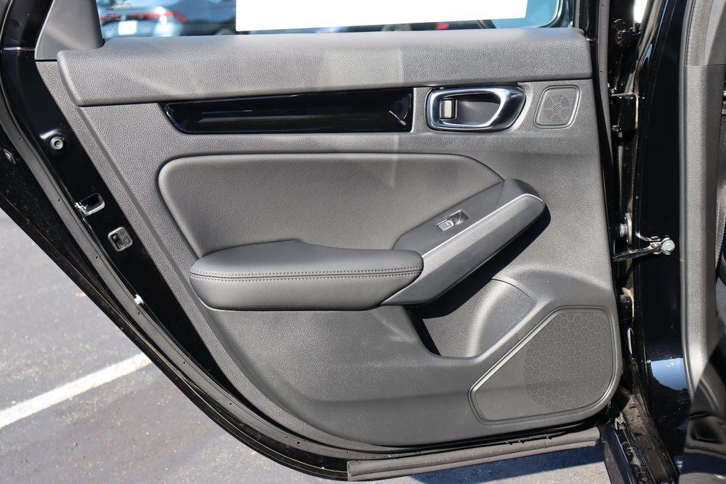 new 2025 Honda Civic Hybrid car