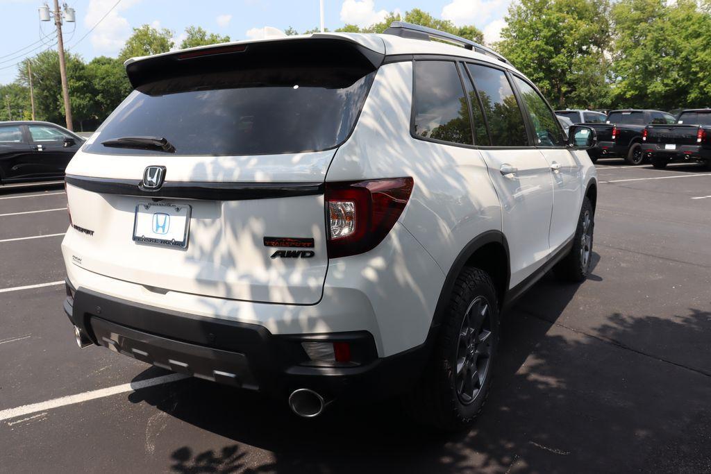 new 2025 Honda Passport car, priced at $44,132