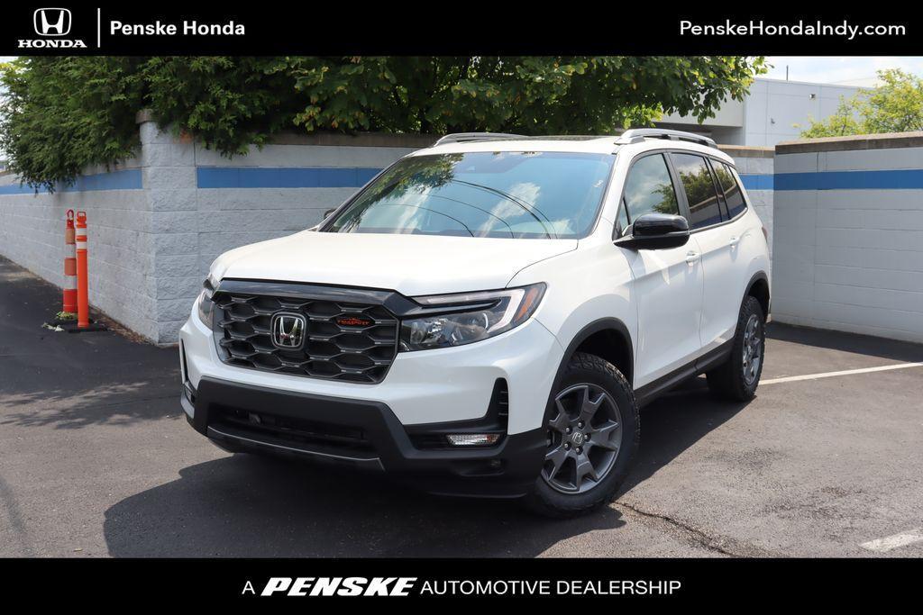 new 2025 Honda Passport car, priced at $44,132