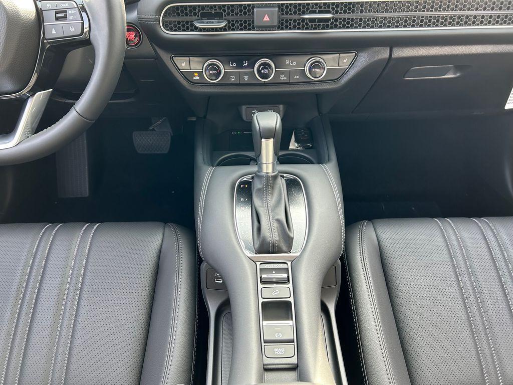 new 2026 Honda HR-V car, priced at $32,051